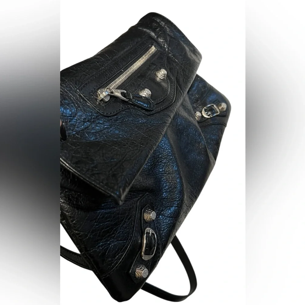 Balenciaga Black Crossbody Bag with Adjustable Strap - Picture 6 of 14